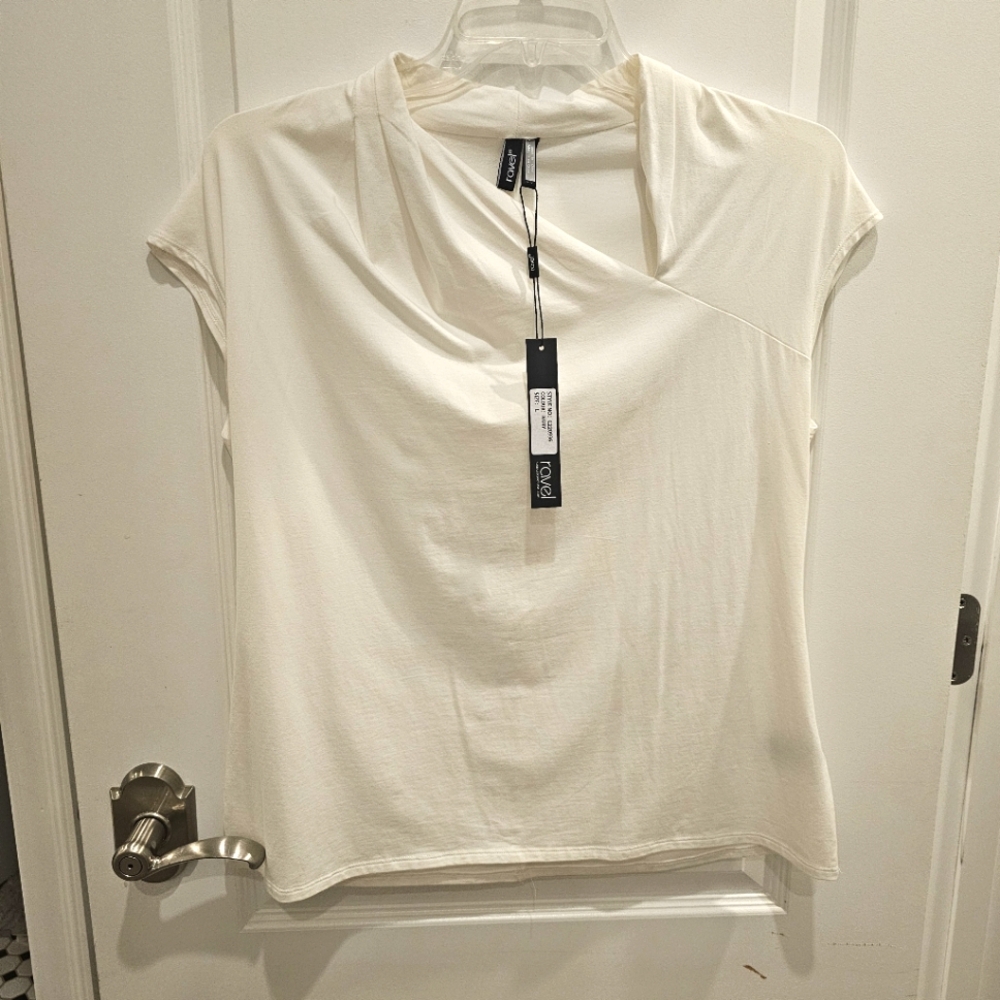 RAVEL Ivory Top Blouse With Detailed Neckline NWT Large